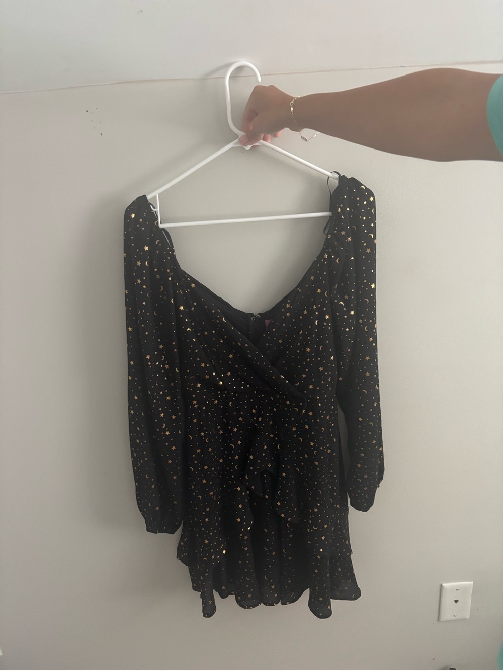 cute winter formal dress, very flattering on.